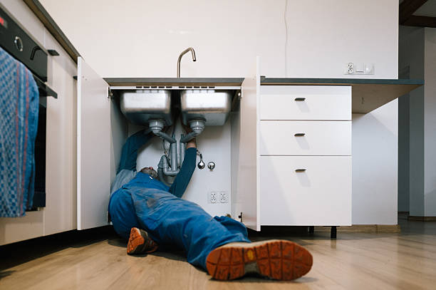 Professional Leak Detection technician working in Auburn, NH